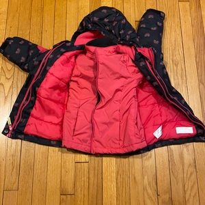 2 in 1 winter jacket. Inside shell is fleece lined.